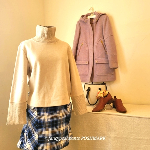 new!BANANA REPUBLIC fine structured ribknit turtleneck special split cuff detail - Picture 7 of 17